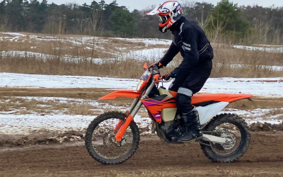 Moto - Pánov