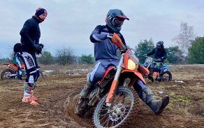 Moto - Pánov