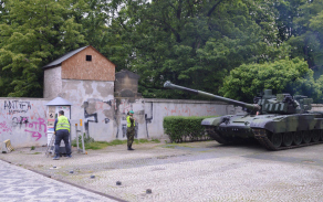 ARMY DEN 2019