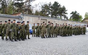 Nástup VelOSlVP ke Dni vítězství